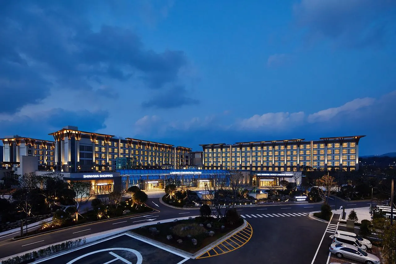 Landing Jeju Shinhwa World Hotel
